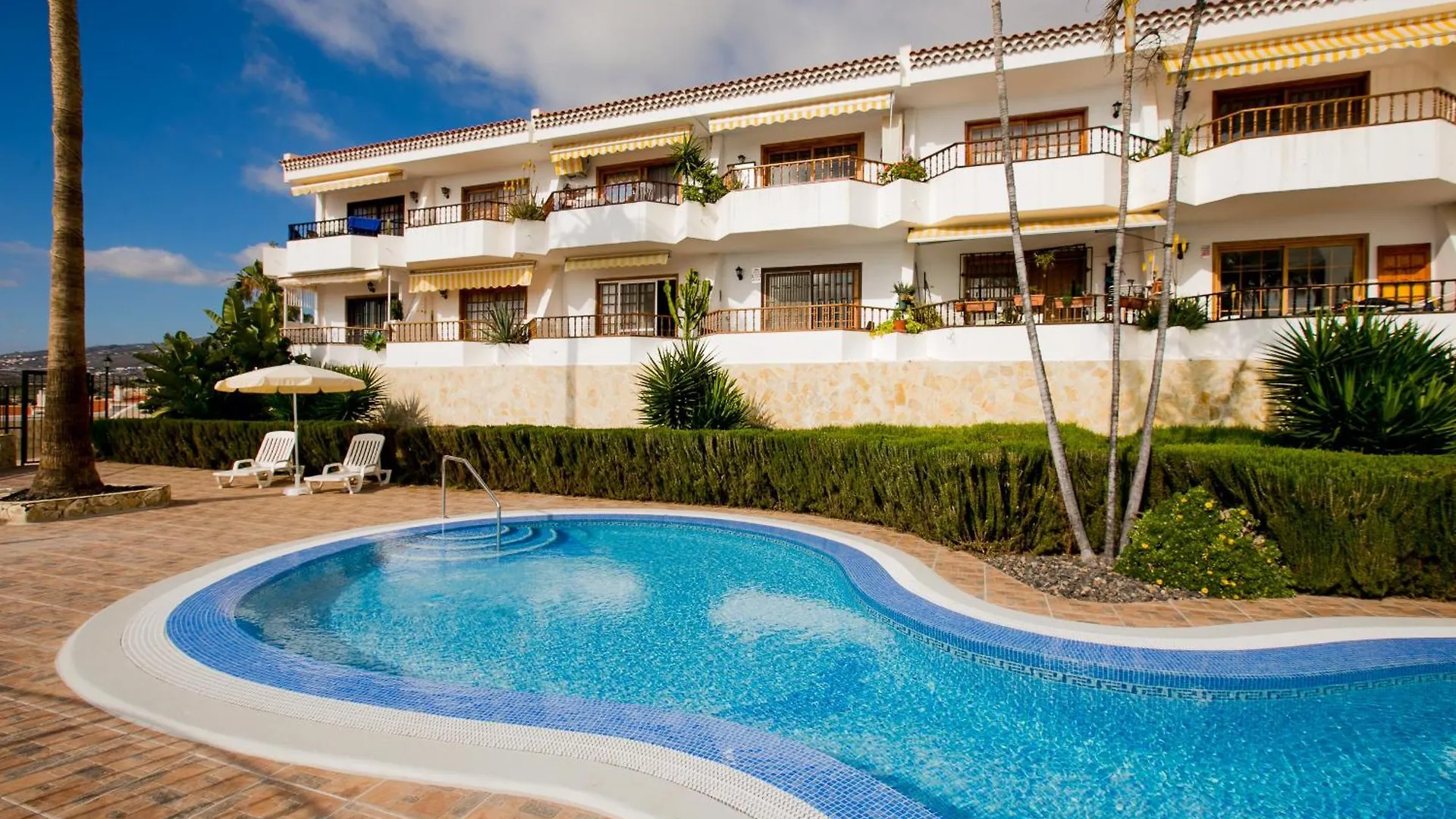 Las Bouganvillas Ocean View 아데제