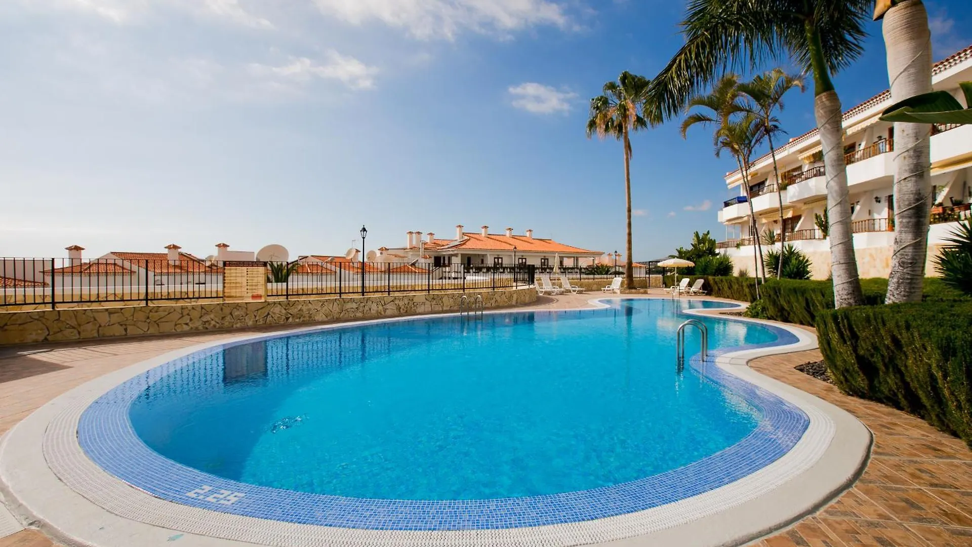 아파트 Las Bouganvillas Ocean View 아데제